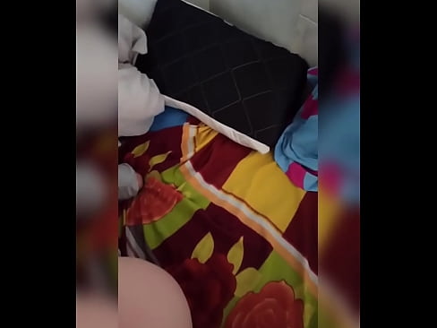 ❤️ Менин комнаташым үйдө жалгыз калат, анткени күйөөсү каникулга кетип жатат, мен аны сиккенге жана эшегин сүткө толтурганга мүмкүнчүлүк берем Русский порно ky.hentaisea-com.ru ️❤